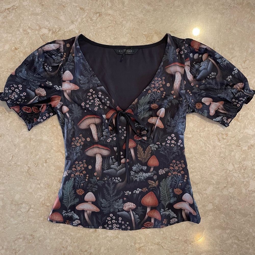 KIlLSTAR Night Forager Mushroom Goth Top V-Neck w/ Bow Side Zip Size XS NWOTs